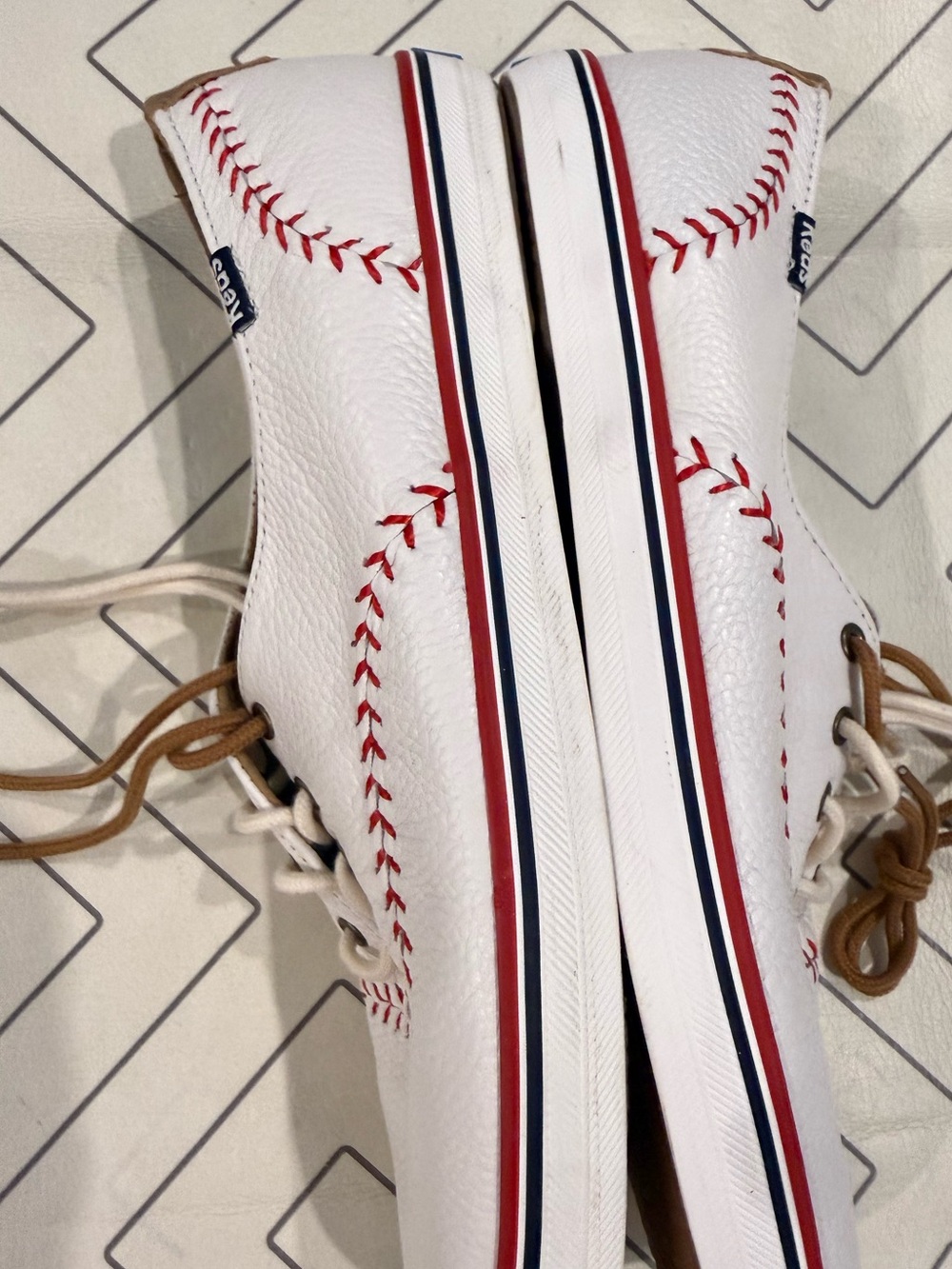 New Keds Women's White Baseball-Stitch Oxford Shoe - Picture 9 of 13